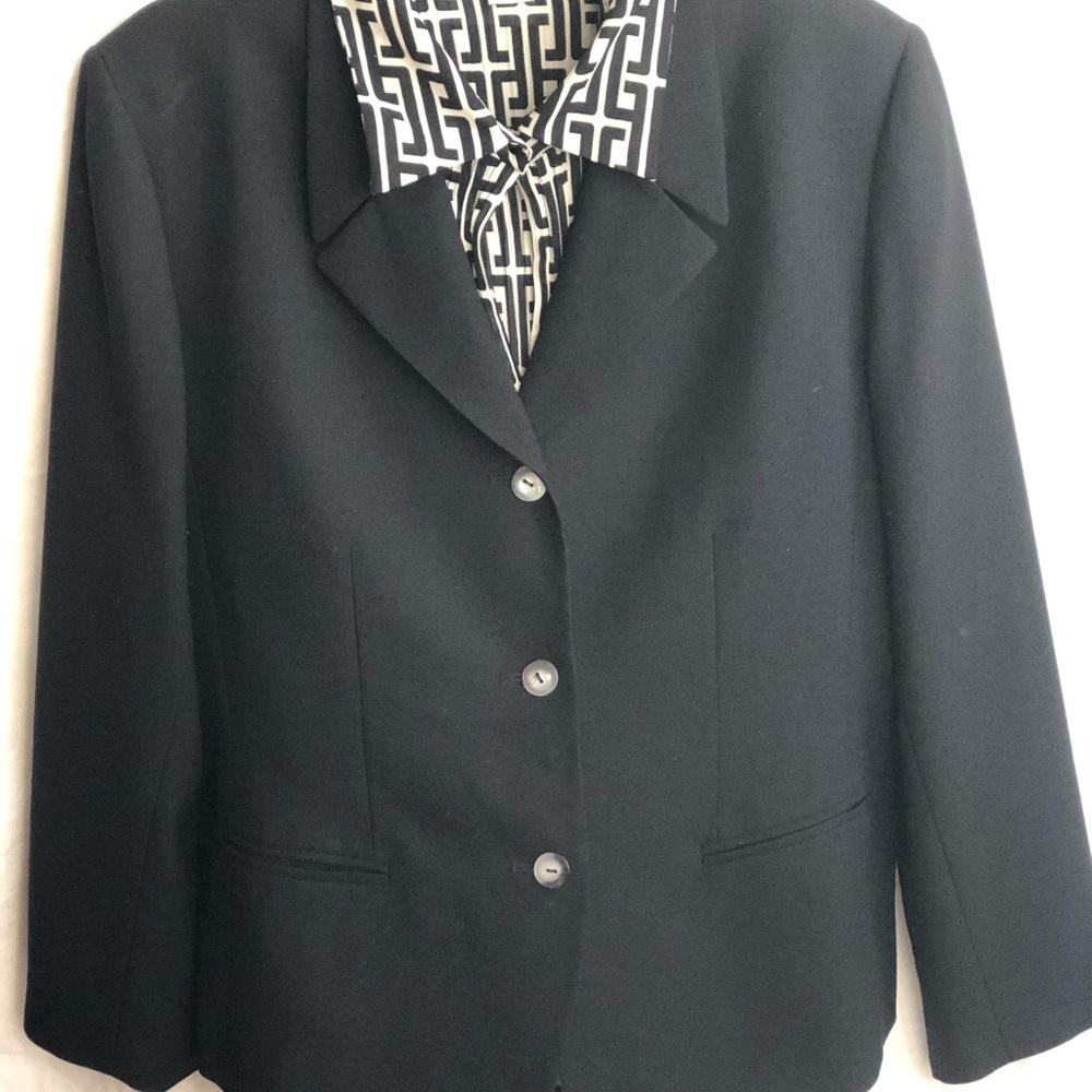 Kasper A.S.L. Black suit jacket - Picture 2 of 7